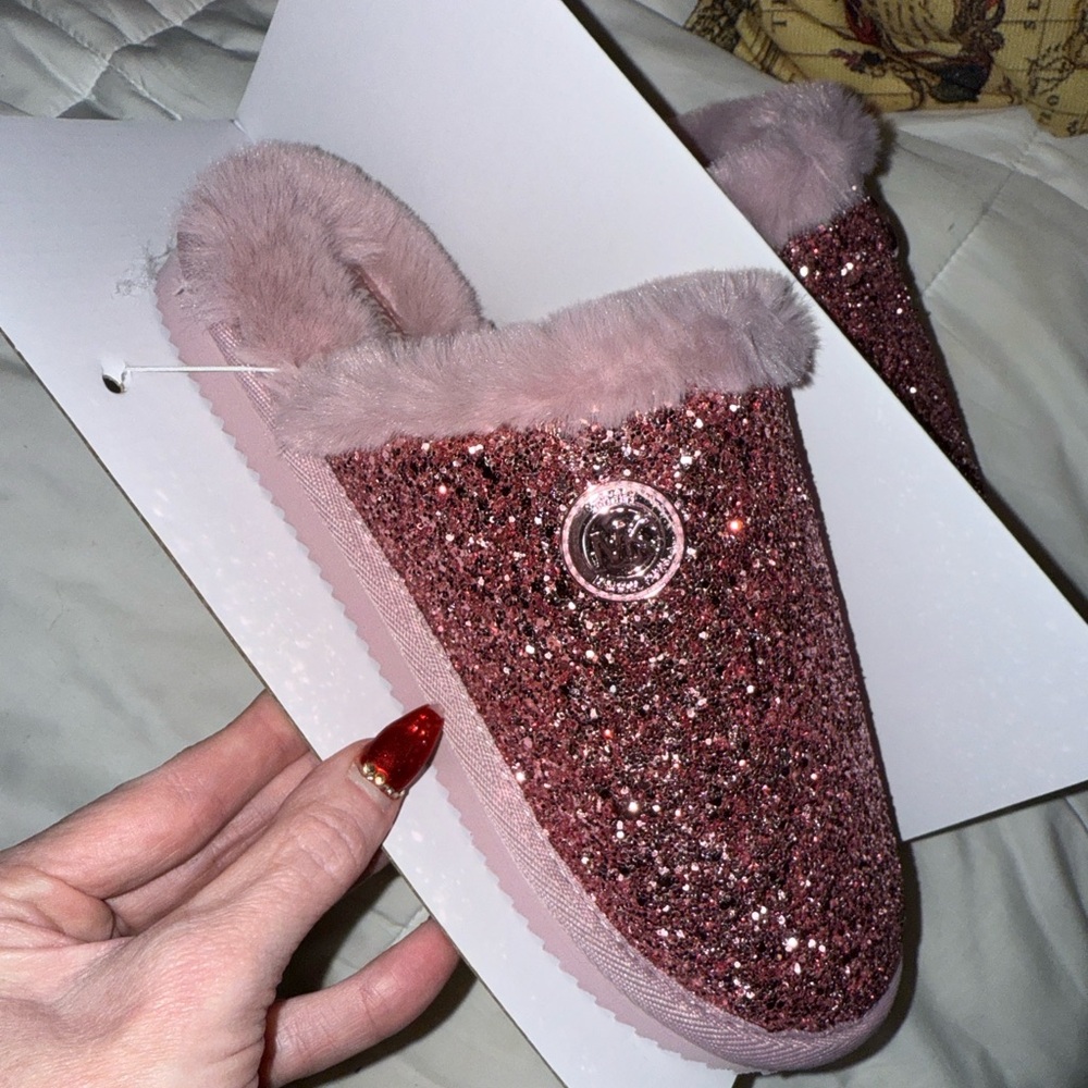 Authentic Michael Kors Glitter Slipper shoe, loafer fur , new in MK box size